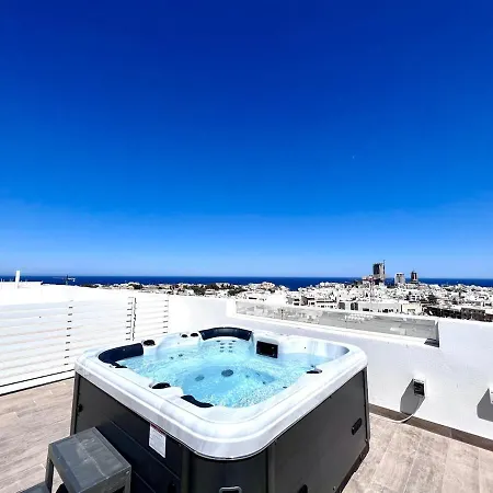 Unique Penthouse With Private Heated Jacuzzi, Close To Restaurants And Night Life Is-Swieqi Exterior photo
